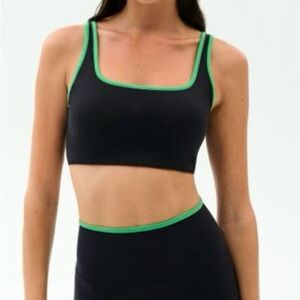 Stylish Black and Green Sports Bra